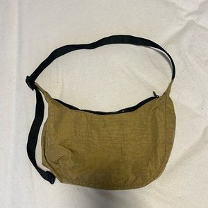 BAGGU beige crossbody bag. Never worn